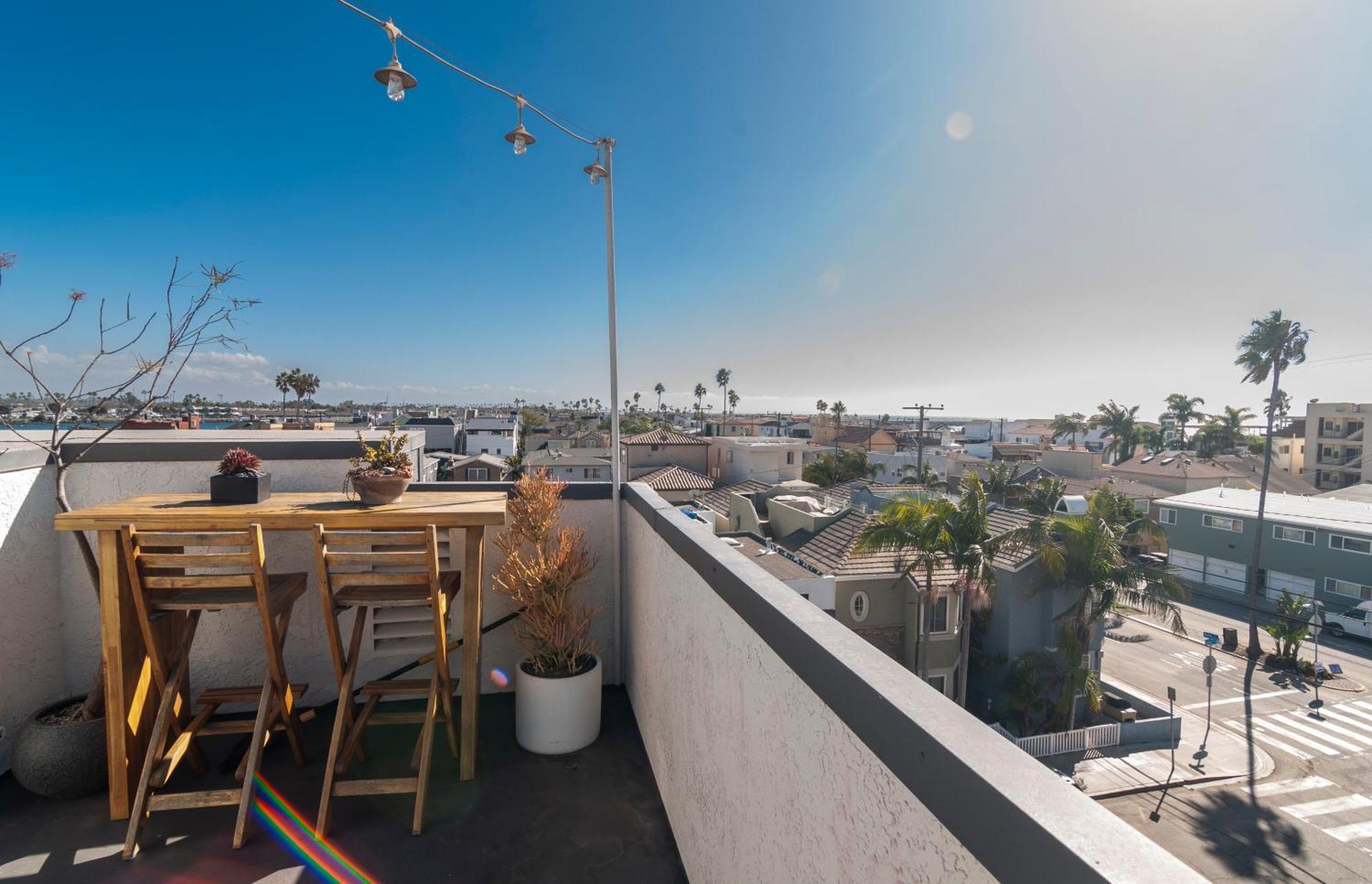 50 M To Sand Lgb 2 King Suites Long Beach Extérieur photo